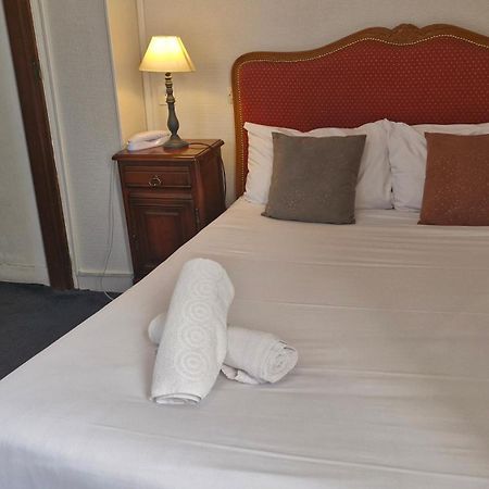 Hotel Saint Etienne Caen Esterno foto