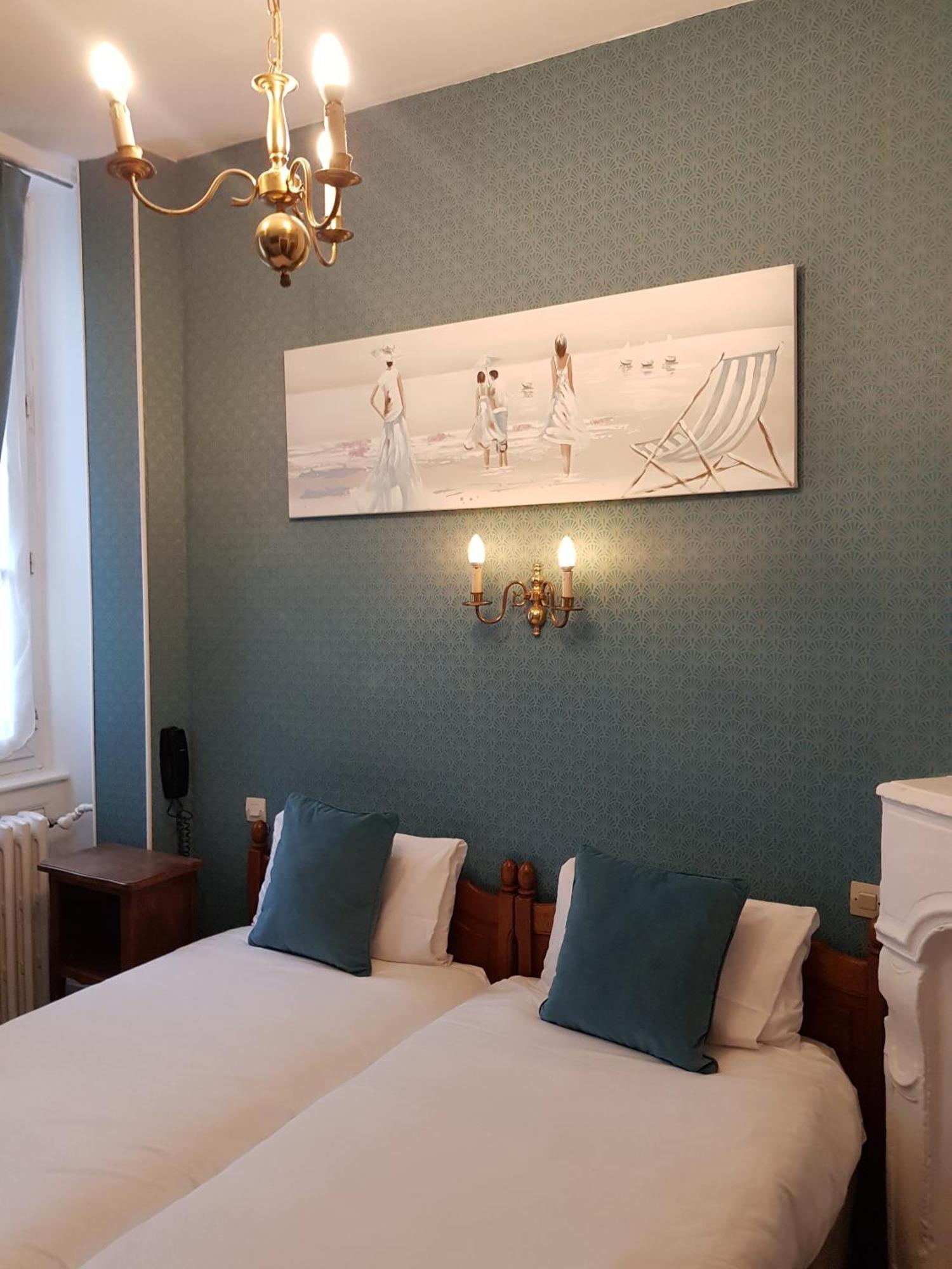 Hotel Saint Etienne Caen Esterno foto